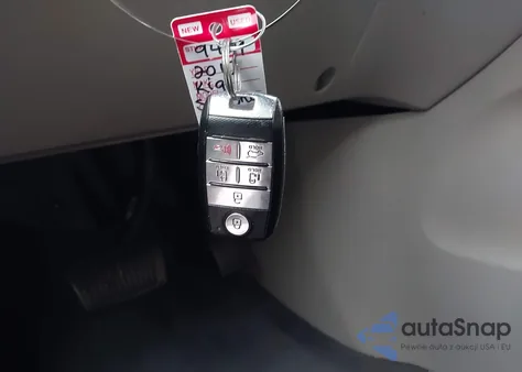 2017 Kia Sedona Ex z USA, uszkodzony, nr VIN KNDMC5C11H6256571